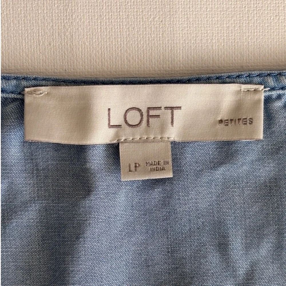 LOFT Women's Lyocell Blouse Long Sleeve w/ Tie Light Jean Blue Prairie Size L P